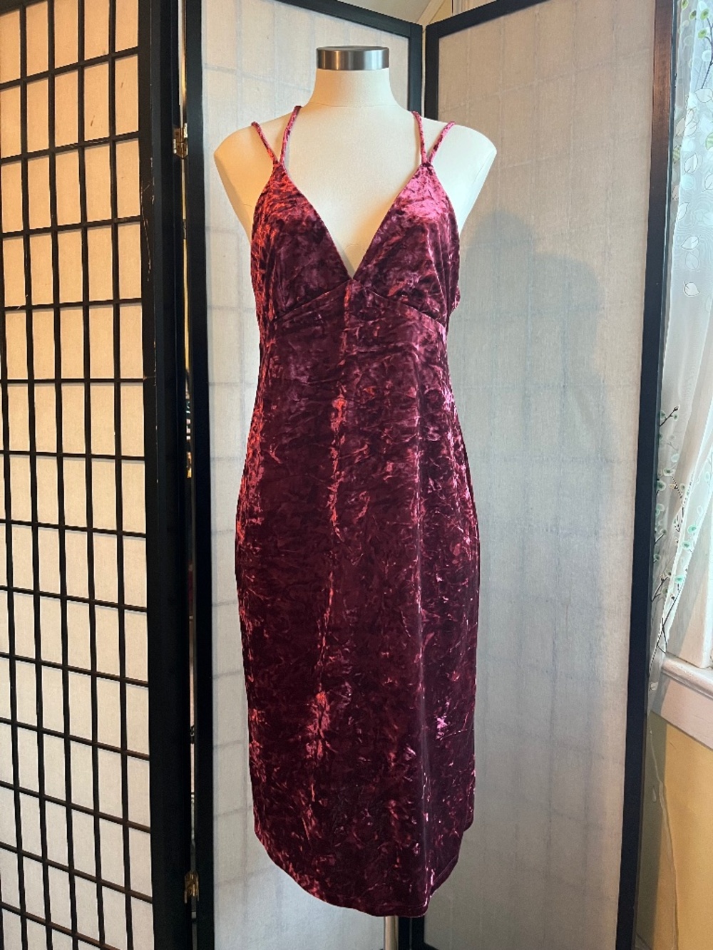 Forever 21 Burgundy Crushed Velvet Strappy Open Back Midi Slip Dress L